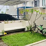 Nata Villa Syariah Close To Telkom