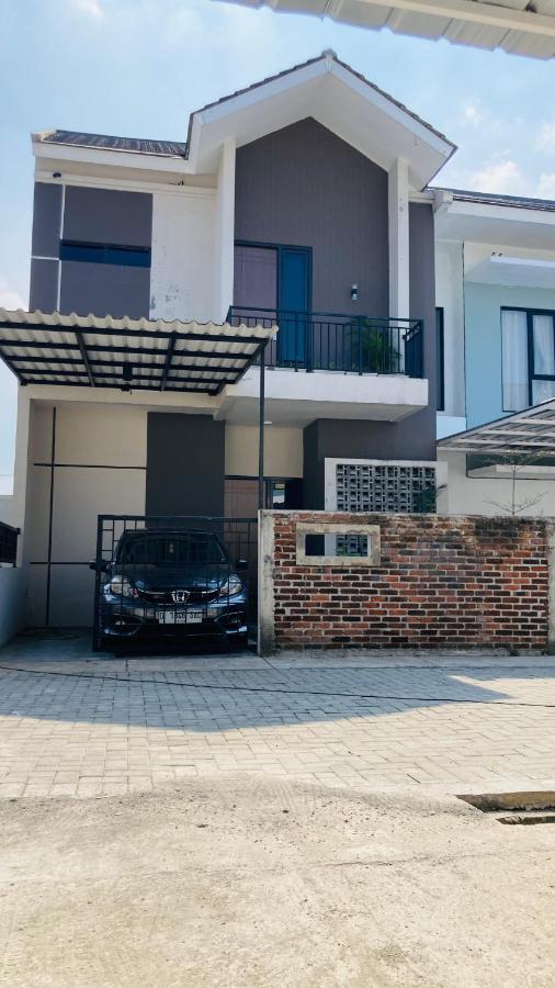 Rumah liburan Nata Syariah Close To Telkom